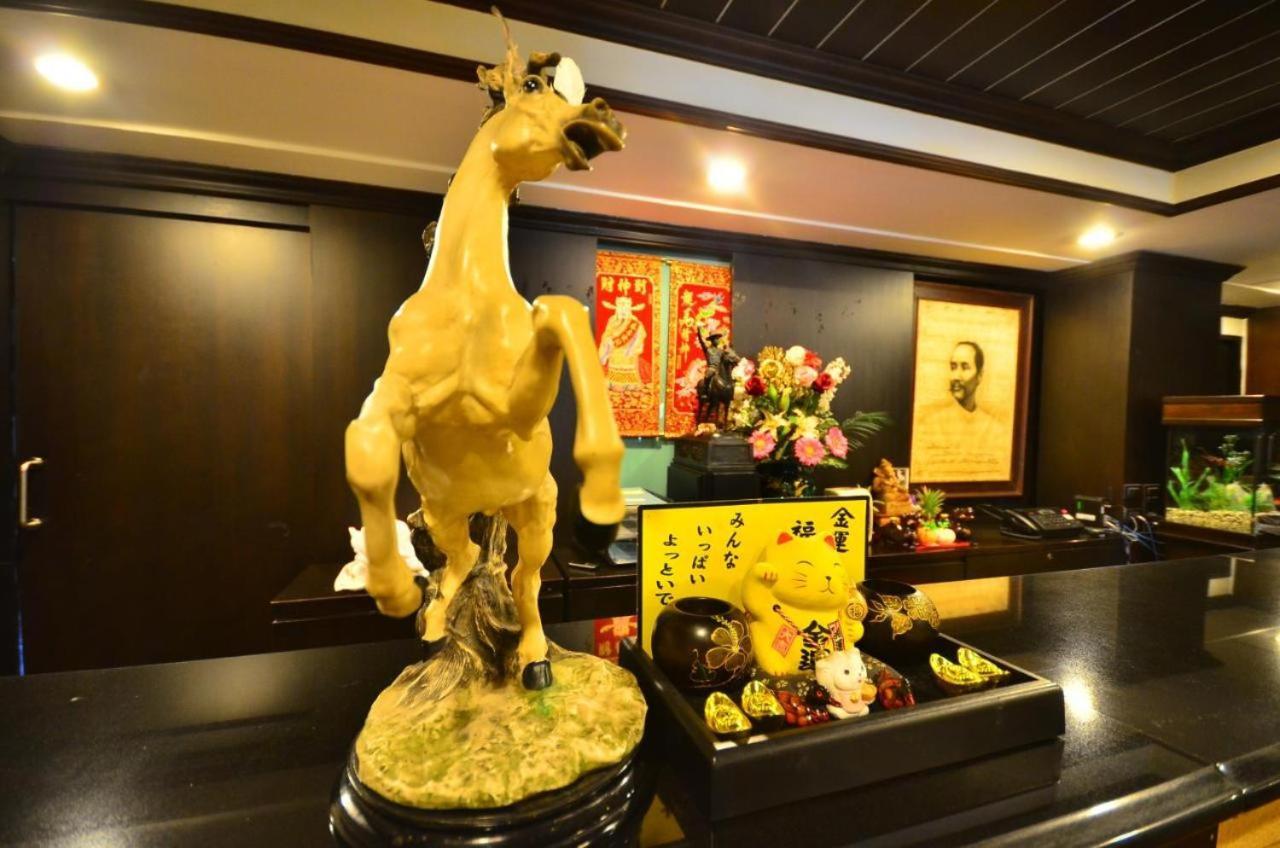 The Heritage Sathorn Suite Hotel Бангкок Экстерьер фото