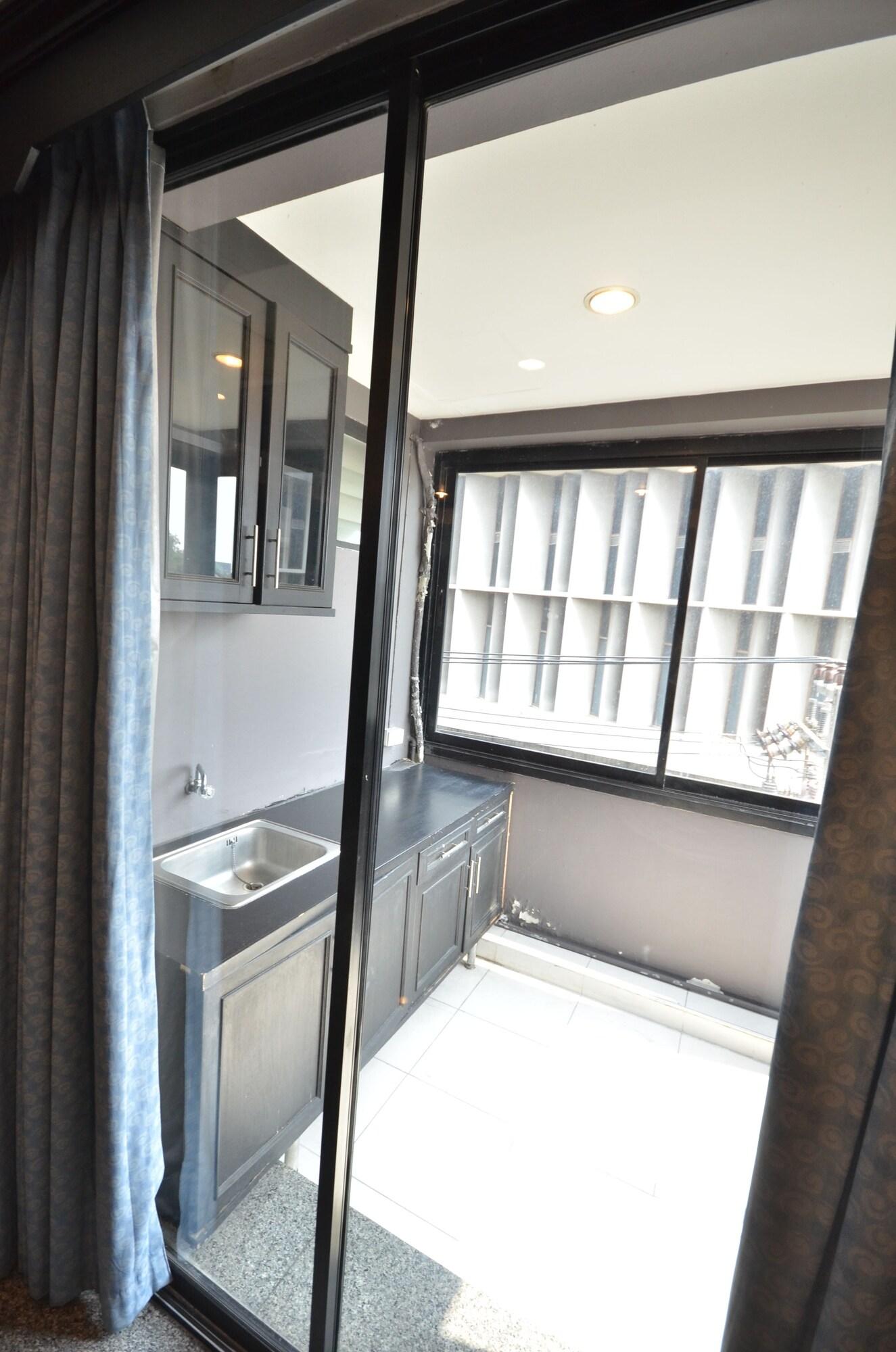 The Heritage Sathorn Suite Hotel Бангкок Экстерьер фото