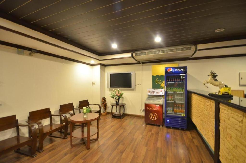 The Heritage Sathorn Suite Hotel Бангкок Экстерьер фото