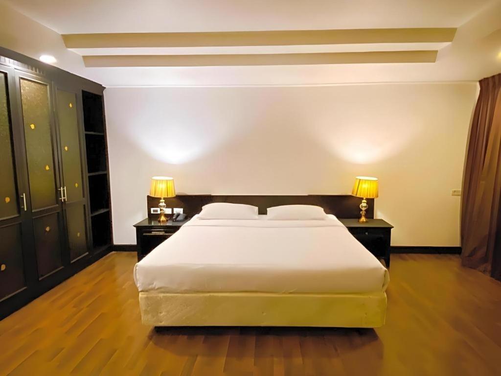The Heritage Sathorn Suite Hotel Бангкок Экстерьер фото