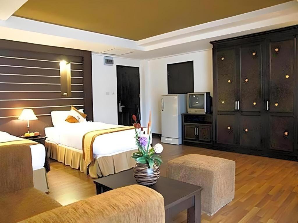 The Heritage Sathorn Suite Hotel Бангкок Экстерьер фото