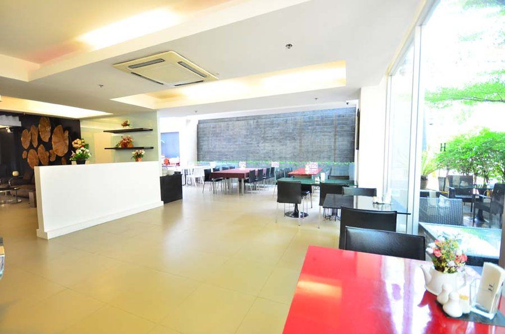 The Heritage Sathorn Suite Hotel Бангкок Экстерьер фото